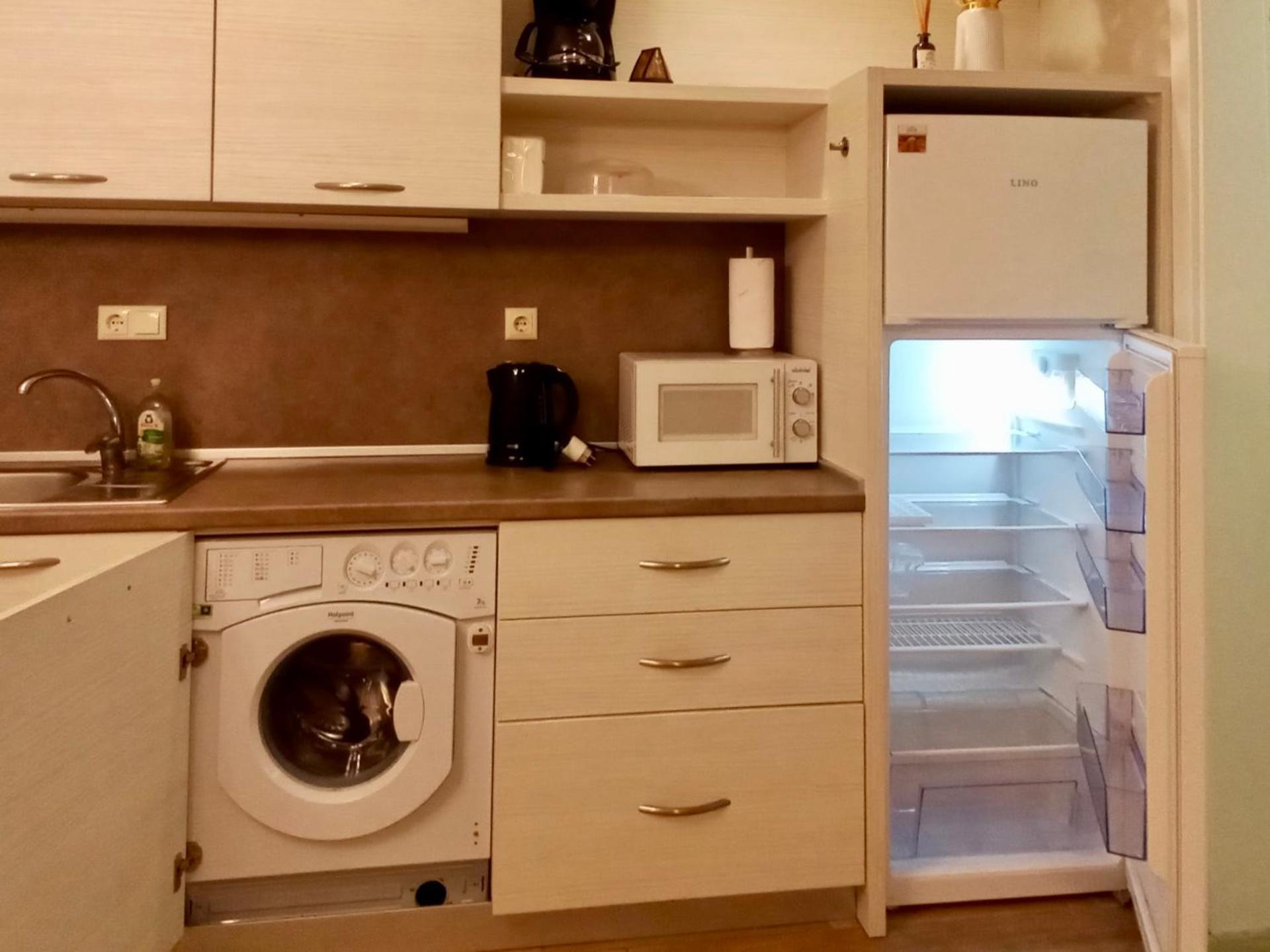 Apartment Morskoi Gnom Бургас Екстериор снимка