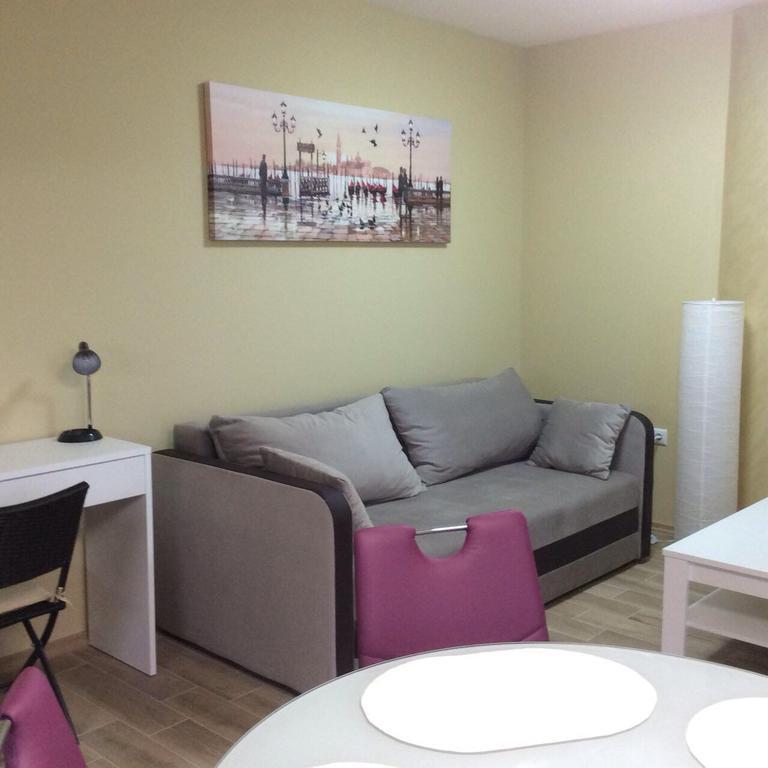 Apartment Morskoi Gnom Бургас Екстериор снимка